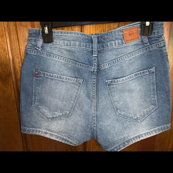 High waisted jean shorts - Picture 2 of 3